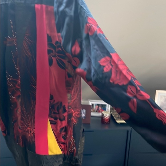 Elegant Jacket Japanese-inspired with 2 front pockets - Picture 3 of 9